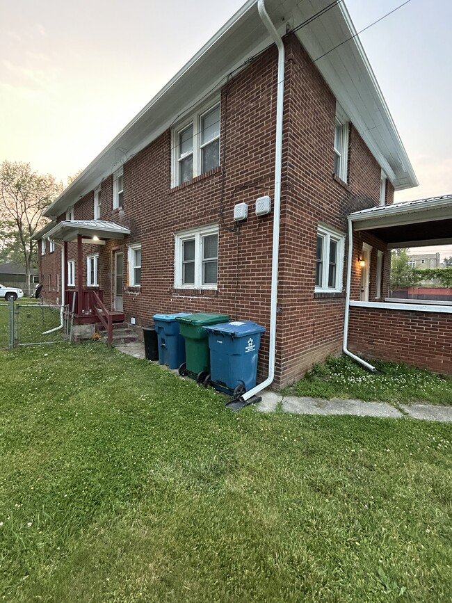 Photo - 432 Washington Ave S Townhome