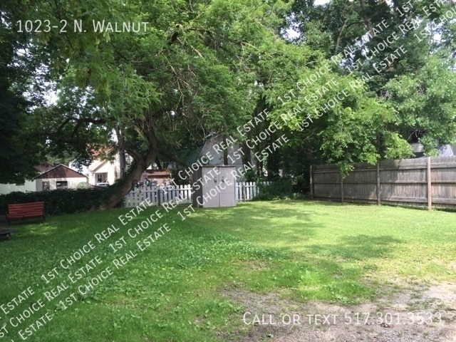 Photo - 1023-2 N. Walnut-
