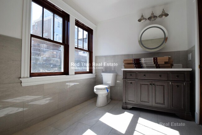 Photo - 44 Gerrish St Unit 1