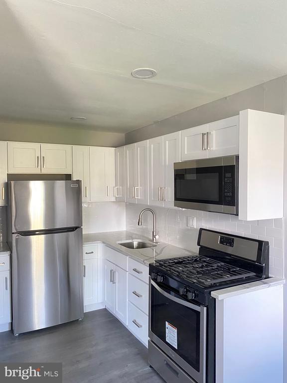 Building Photo - 262 E Cliveden St Unit 10