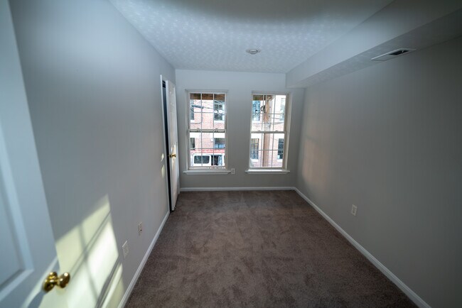 Photo - 1119 Race St