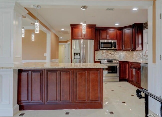 Photo - 168 Robinwood Ave