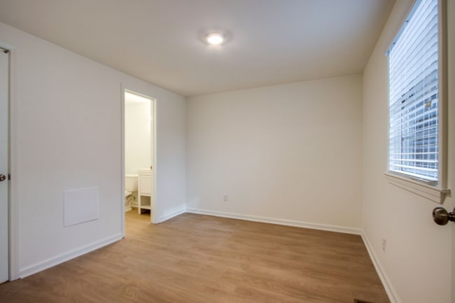 Photo - 2038 Southern Ave Unidad 2