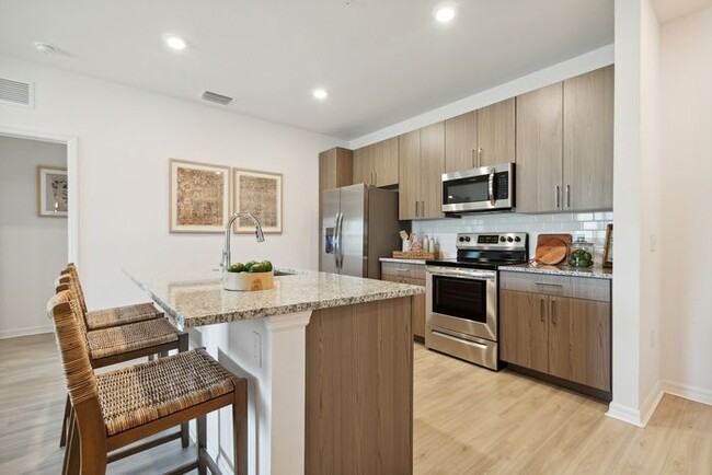 V2 Apartments - V2 Apartments