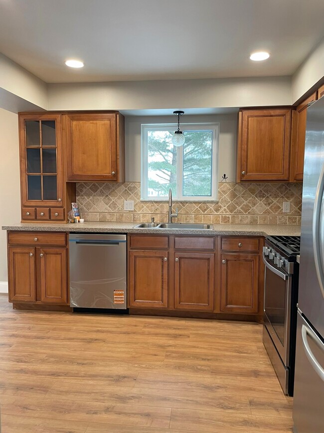 Photo - 2568 Sun Terrace Dr