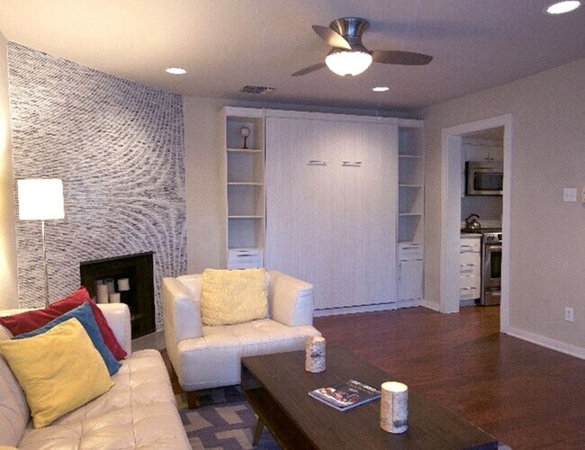 Photo - Luxury 1 Bed, 1.5 Bath Loft with Balcony & City Views