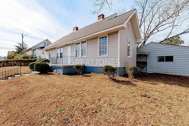 Photo - 250 Columbia Rd