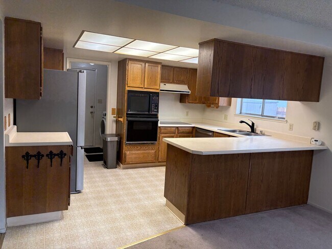 Photo - 3 Bedroom Home in Sparks!