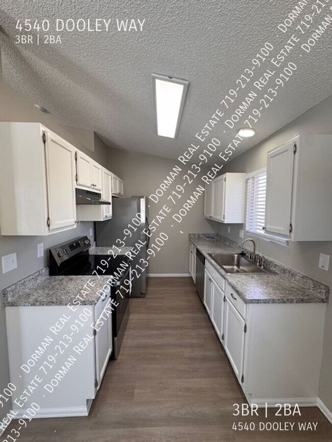 Photo - 4540 Dooley Way