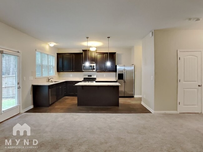 Photo - 2455 Quincy Loop