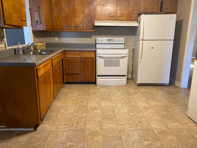 Photo - 3 bedroom 2 bath house