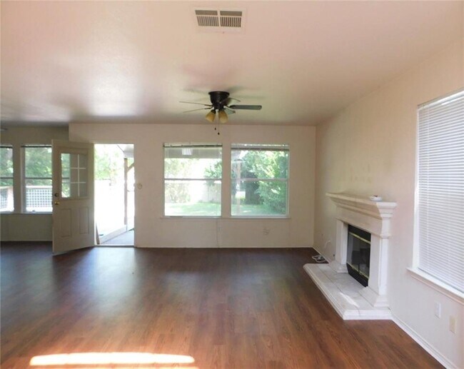 Photo - 9344 Bernoulli Dr