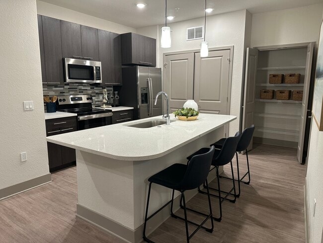 Model Kitchen - Sota 75 Apartments