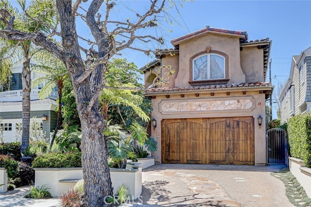 Photo - 3005 N Poinsettia Ave