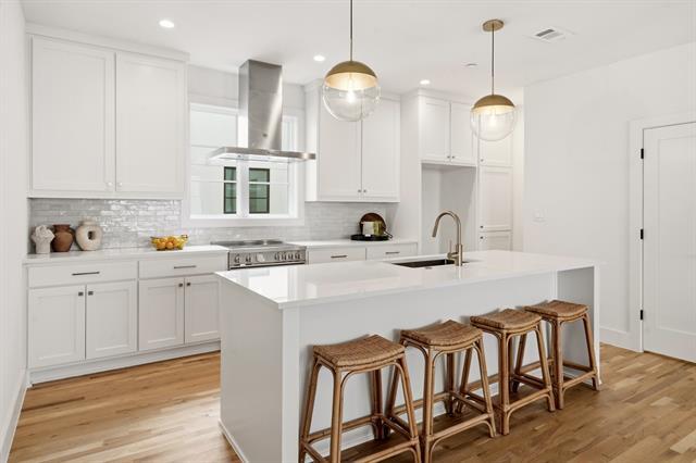 7207 Gaston Ave Unit 1002