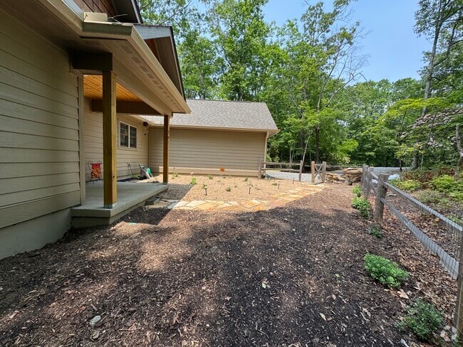 Building Photo - 207 Usgewi Ct Rental