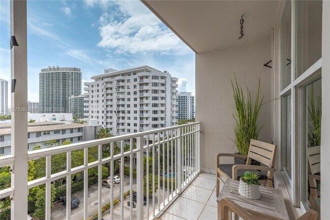 Photo - 1300 Lincoln Rd Unit B802