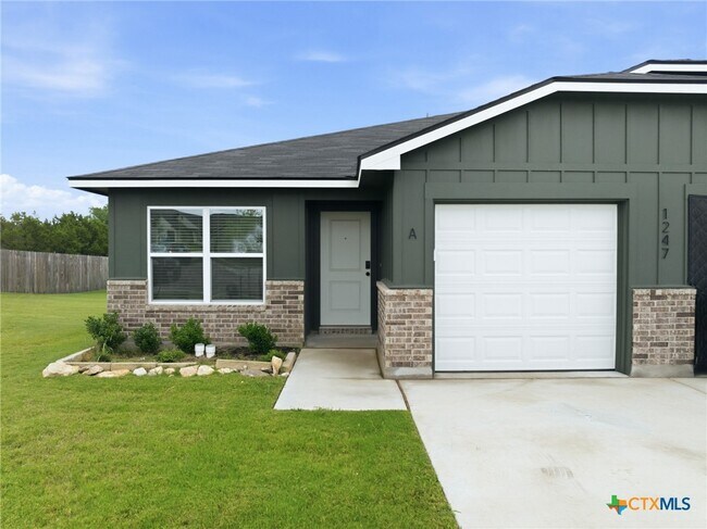 Photo - 1247 Concord Dr