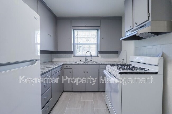 Photo - 622 E Xyler St