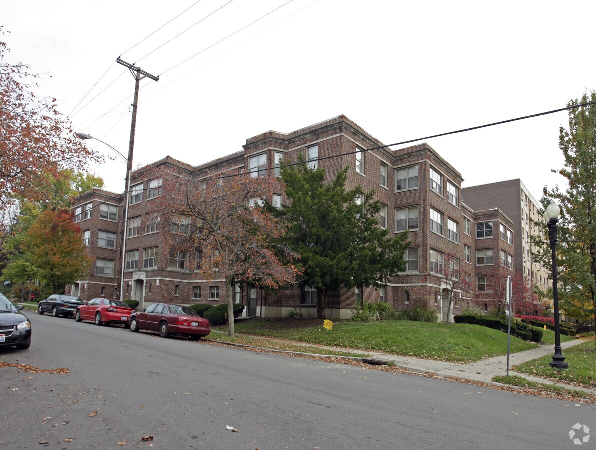 Salemview Apartments - Salemview Apartments