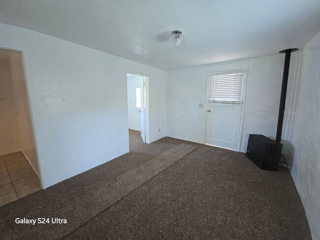 Photo - 1645 Grimes Avenue, Modesto
