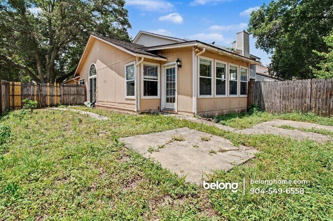 Photo - 7641 Rain Forest Dr N