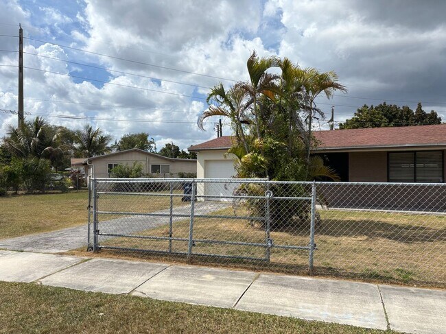 Photo - 20320 SW 110th Ct