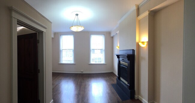 Photo - 318 Greenup St Unidad 2