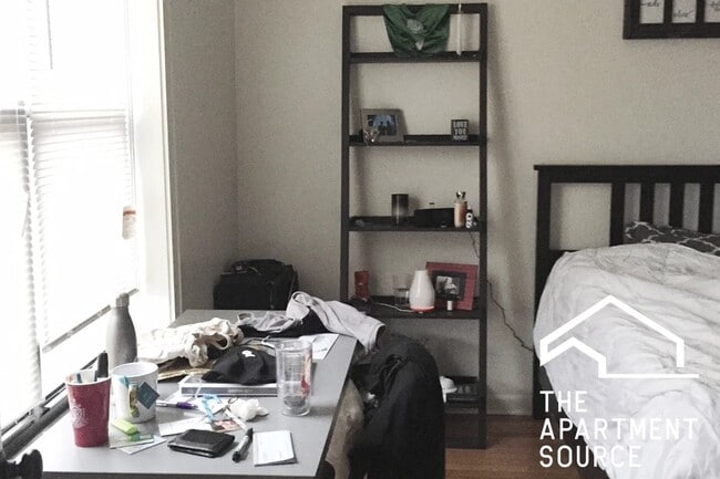 Photo - 917 W Waveland Ave Unidad 3A