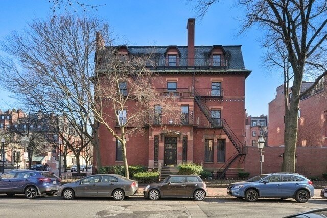 Photo - 166 Marlborough St Casa