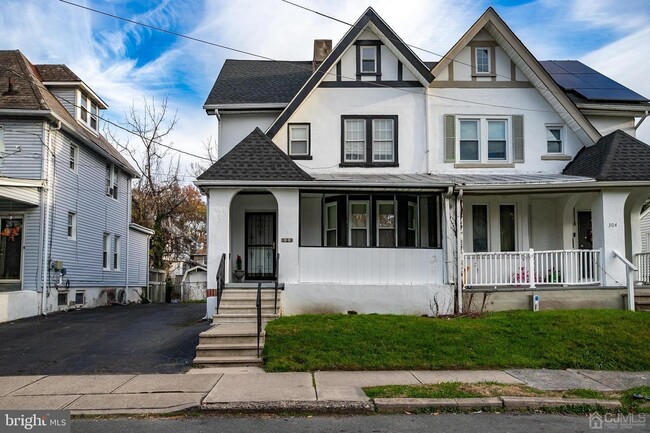 Photo - 306 Beechwood Ave House