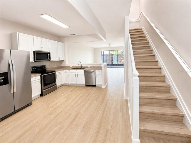 Photo - 3151 Sinclair St