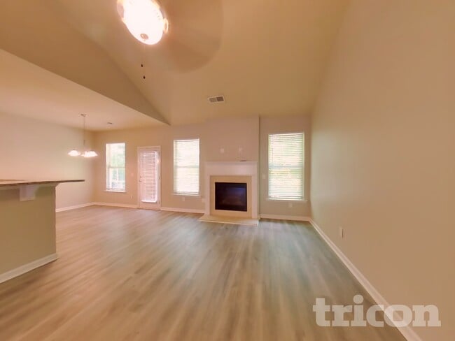 Photo - 15 Victoria Dr