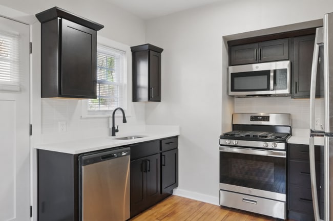 Photo - 310 Riverview Ave