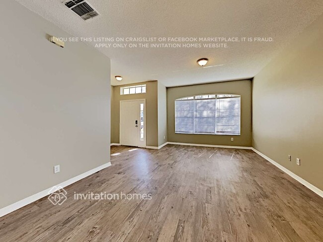 1419 Royal St George Dr