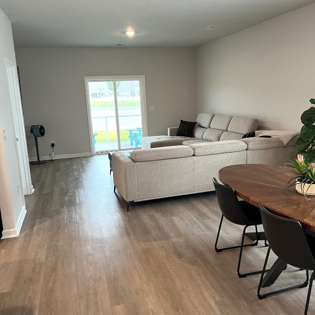 Photo - 8160 Forest Edge Dr