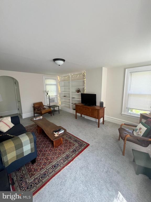 Photo - 241 W Maple Ave