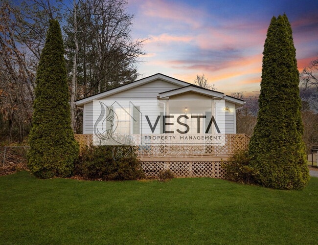 Building Photo - 4 Katra Ln