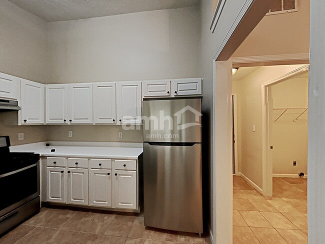 Photo - 4701 Gold Mine Dr