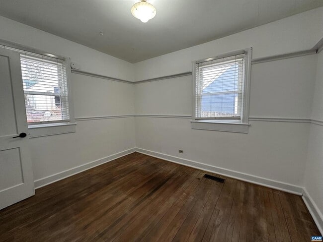 Photo - 1321 Willow Dr