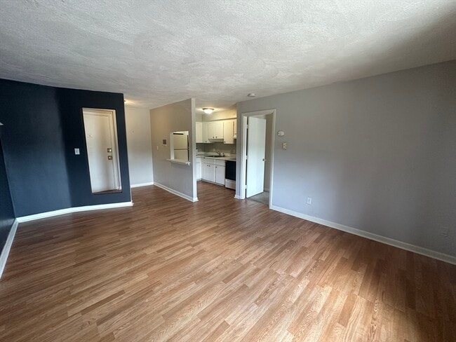 Building Photo - 915 Edgell Rd Unit 80A Rental