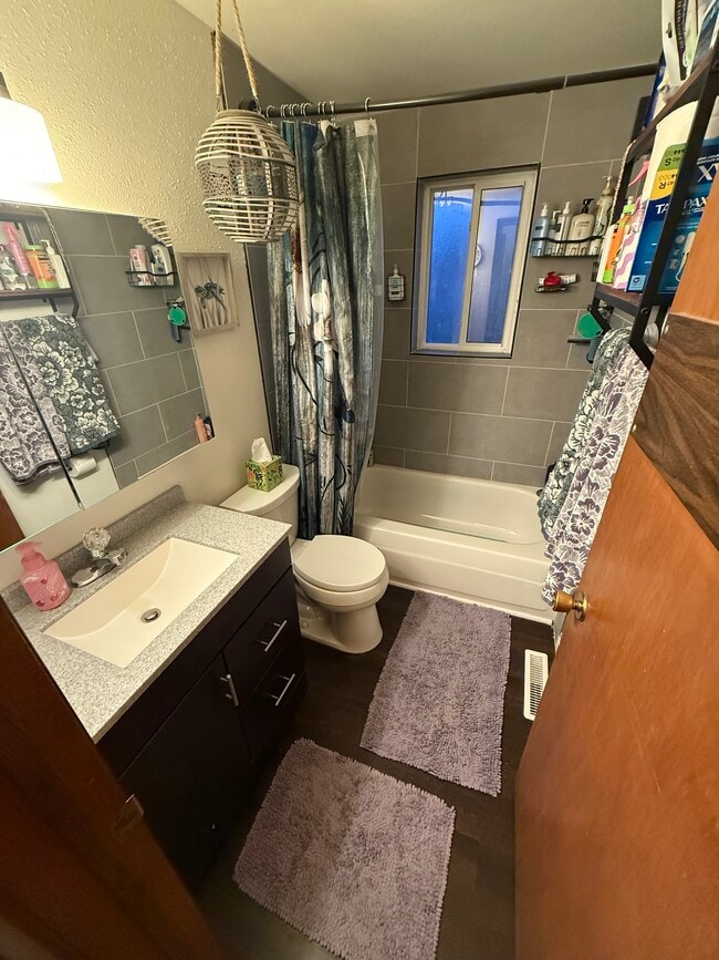 Photo - 2223 E Joseph Ave Unit A