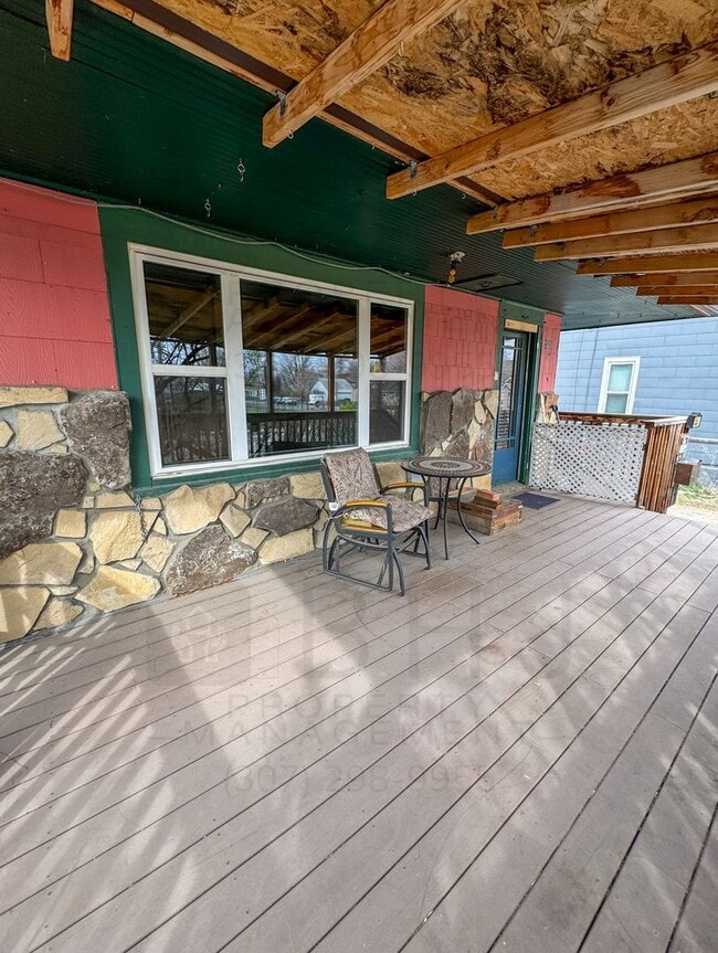 Photo - PET FRIENDLY 1 BEDROOM UNIT. INCLUDES UTILITIES AND STORAGE