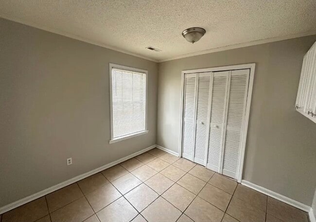 Photo - MOVE IN READY NOW!!’