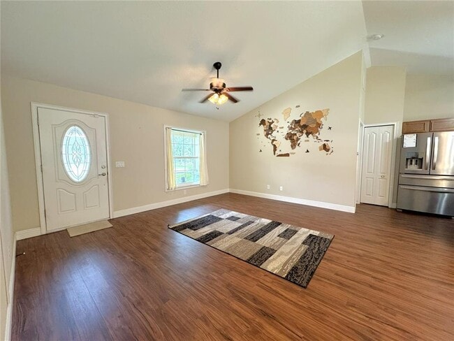 3038 E Rogers