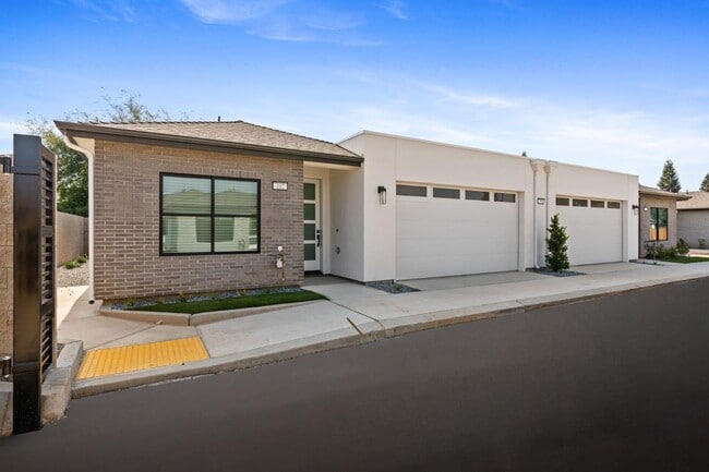 Photo - 2806 E Alluvial Ave