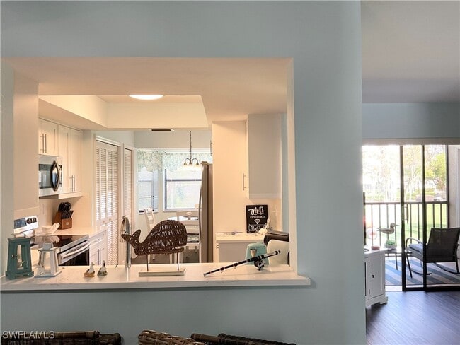 Building Photo - 7380 St Ives Way Unit 1204