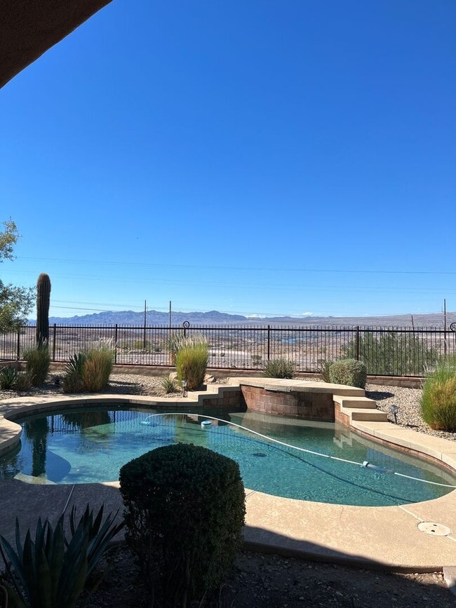 Photo - 1484 Aztec Cove