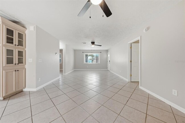 Photo - 917 Alabama Woods Ln