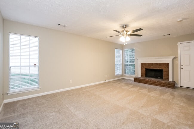 Photo - 430 Standing Rock Dr